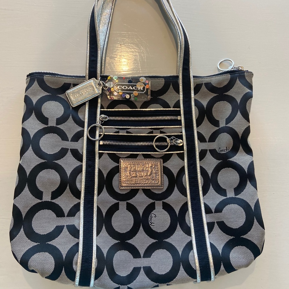 Coach Poppy Tote